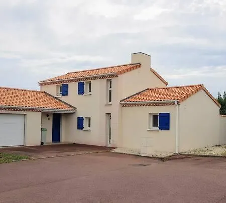 Maison Spacieuse Proche Nantes 7 Personnes Дом отдыха *